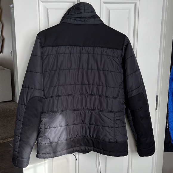 Patagonia Women’s Jacket - Picture 3 of 16